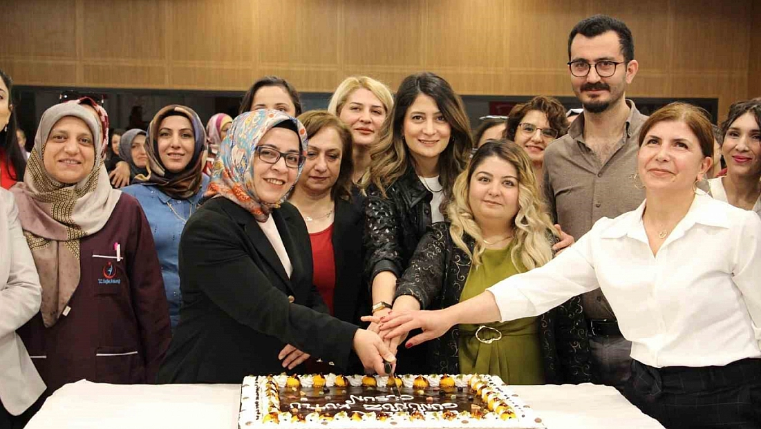 Elazığ'da 'Ebeler Günü' Etkinliği