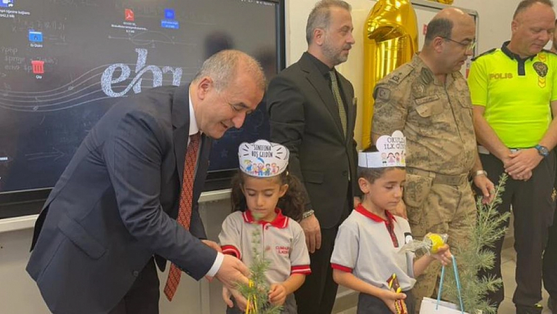 Elazığ'da İlk Ders Zili Çaldı