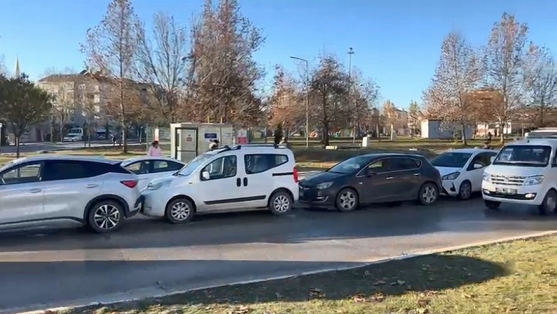 Elazığ'da Zincirleme Kaza!