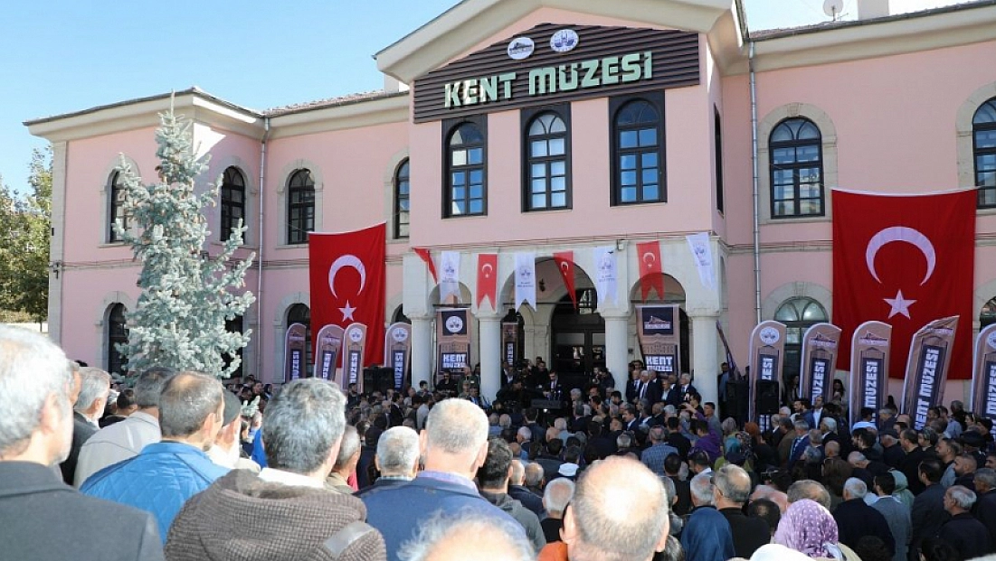 Kent Müzesi Ziyaretçilerini Ağırlıyor