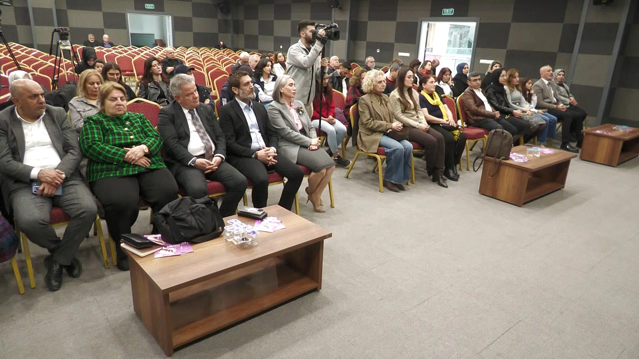 Kadın Meclisinden 'Aile' Paneli