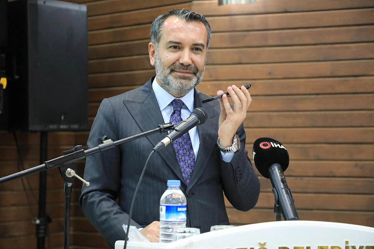 Bakan Göktaş'tan Şerifoğulları'na Övgü