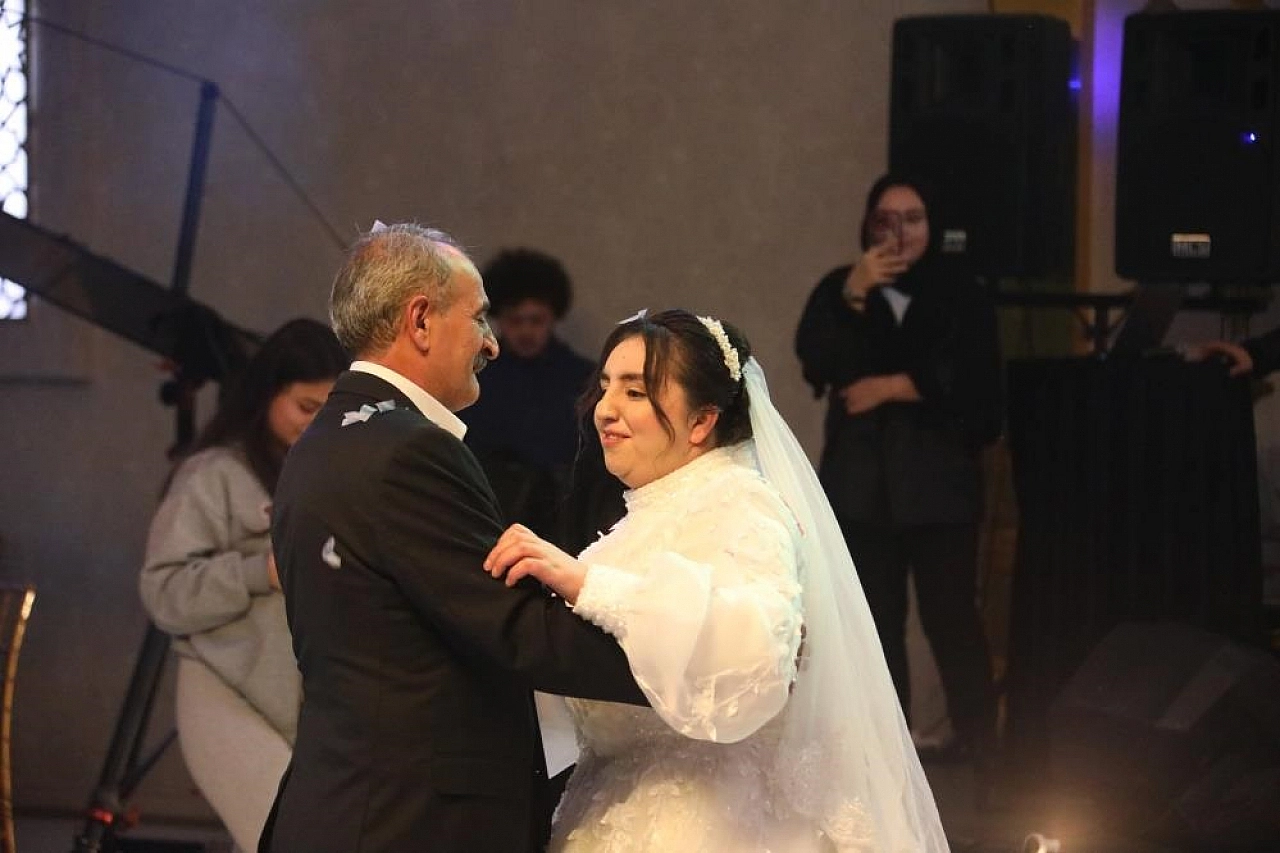 Down Sendromlu Şevval'in Mutluluğu