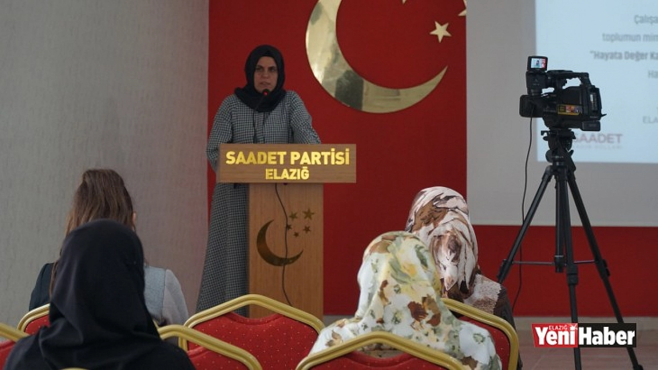 Saadet Partisi Elazığ Kadın Kolları Teşkilatı Kadınlar Gününü Kutladı