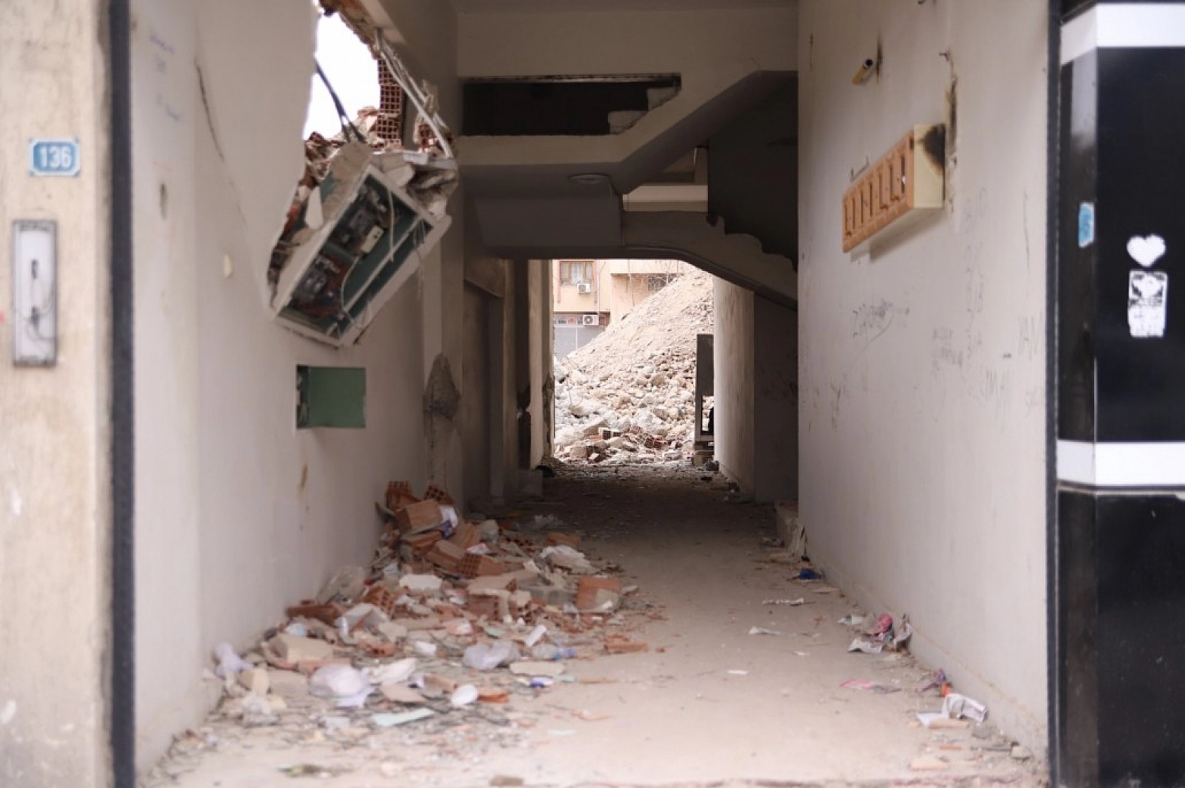 Elazığ'da Yıkımlar Hızlandı