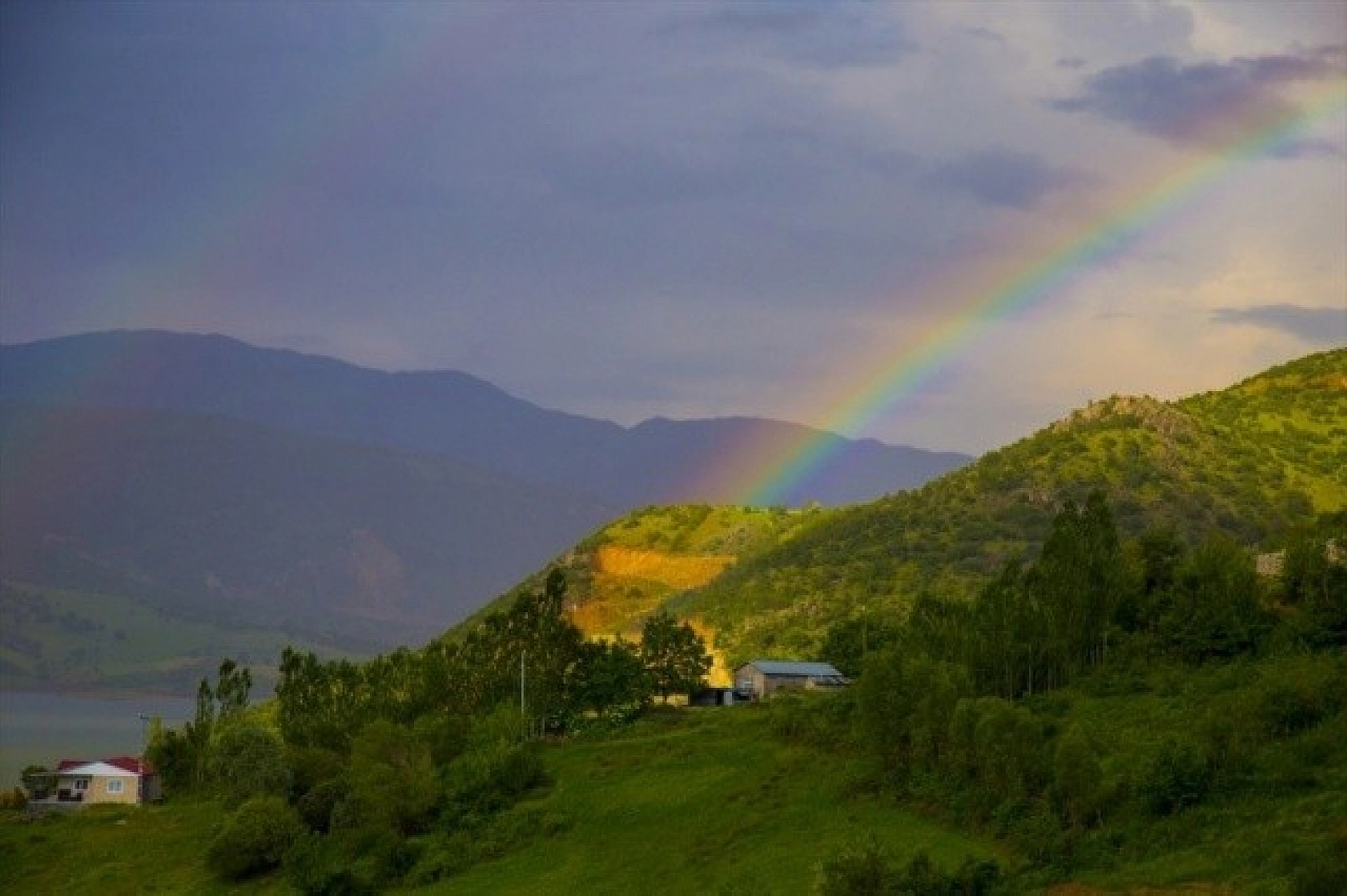 Kadim Şehir Palu'da Gökkuşağı