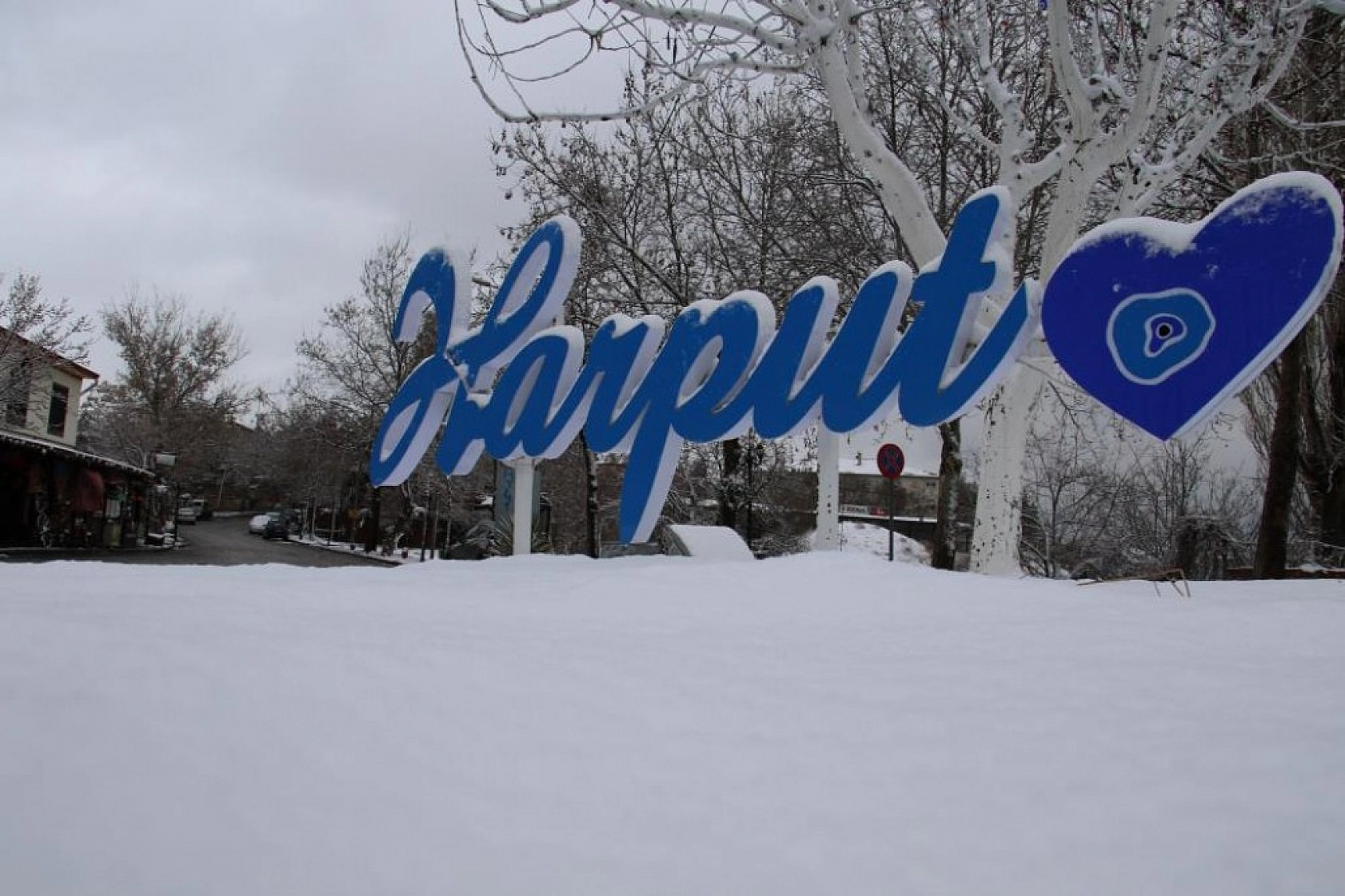 Elazığ'da Kar Yağışı Harput'a Beyaz Gelinlik Giydirdi