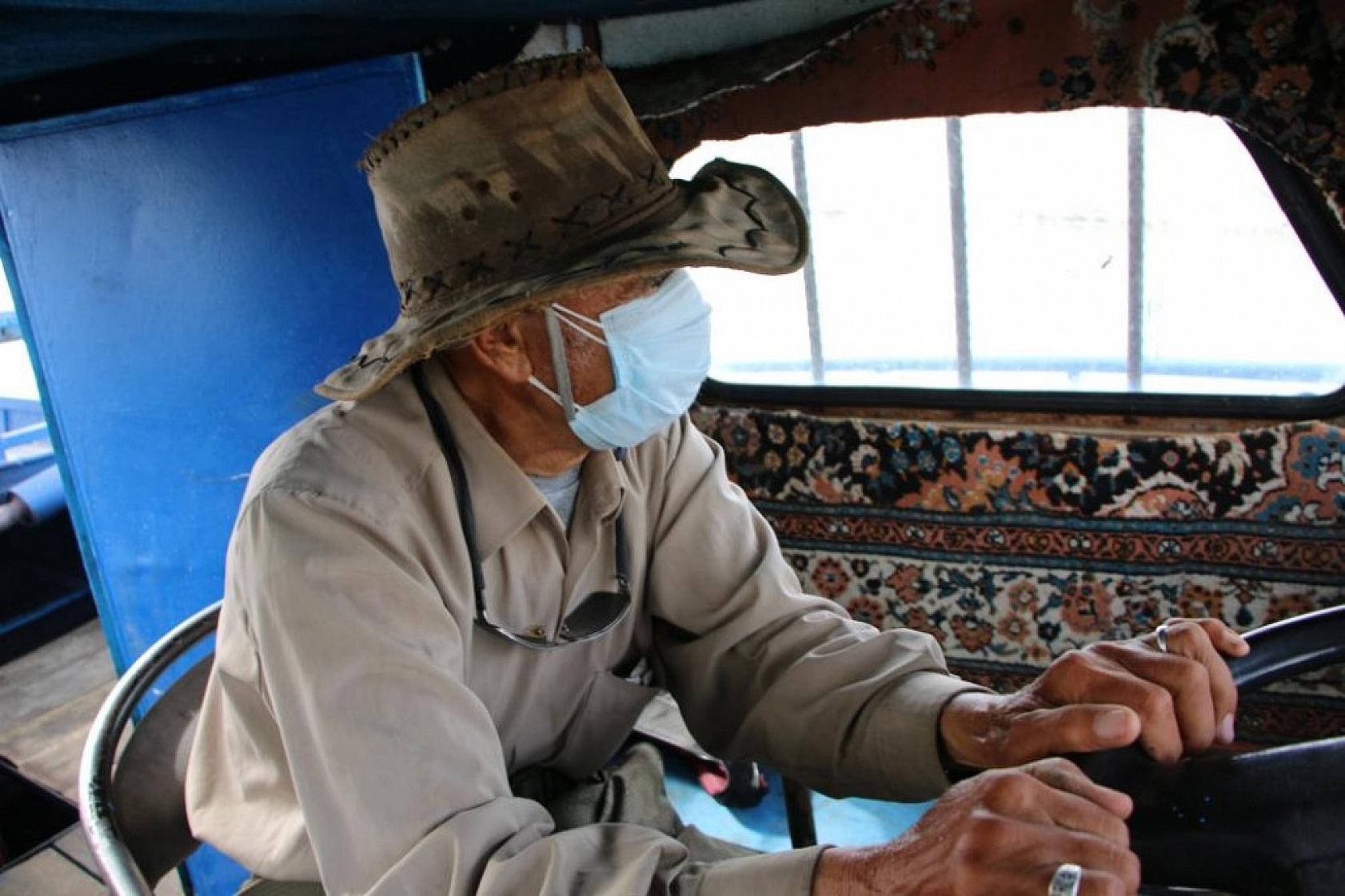 Robinson Ziya Dede Adasına Kavuştu!