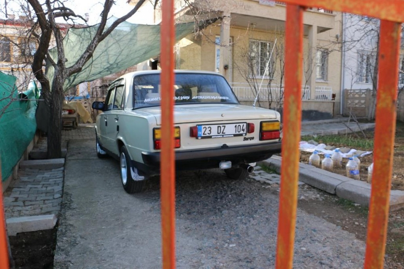 27 Yaşındaki Serçenin Kilometresi Duyanları Şok Ediyor