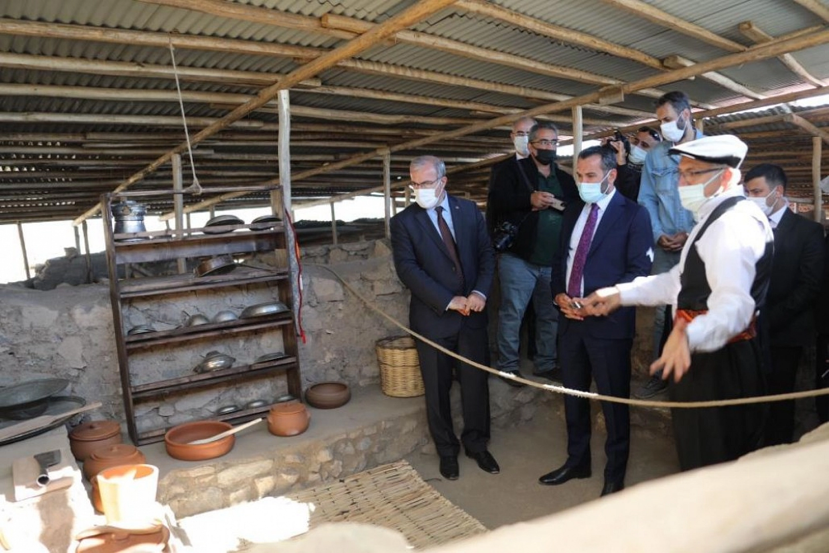 Harput Kalesindeki Tarihi Alanlar Ziyarete Açıldı