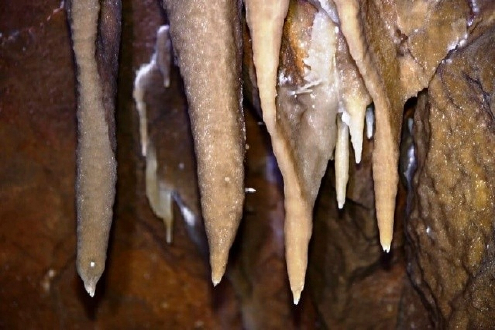 Keban Gümüşkaya Mağarası