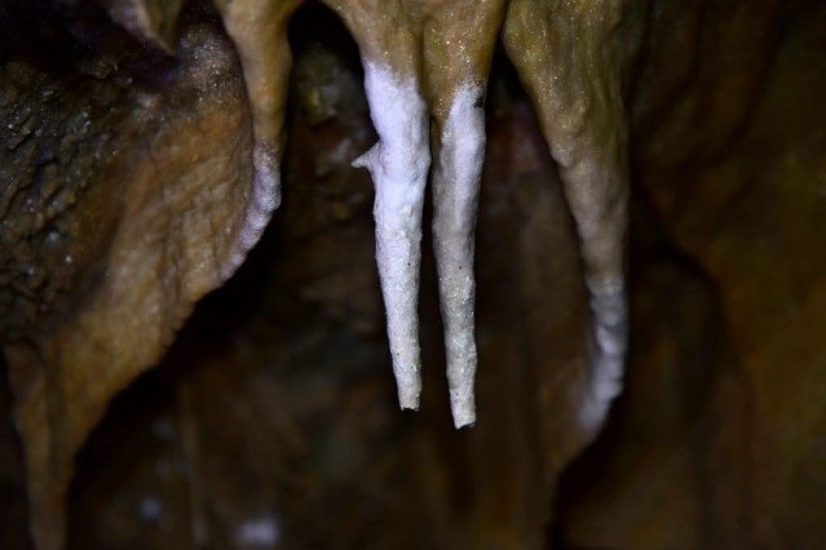 Keban Gümüşkaya Mağarası