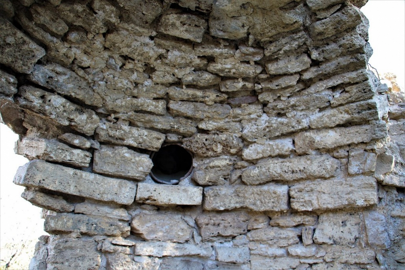 Elazığ'da 800 Yıllık Manastır!