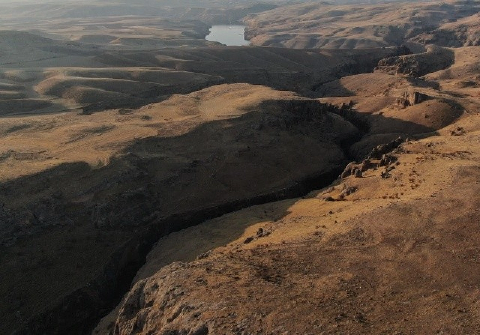 Elazığ'daki Saklıkapı ve Kara Leylek Kanyonları