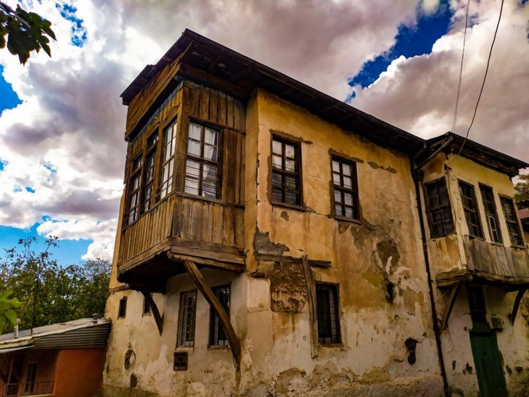 Sonbaharın Gelmesiyle Birlikte, Tarihi Mekanlar Bir Başka Güzel!