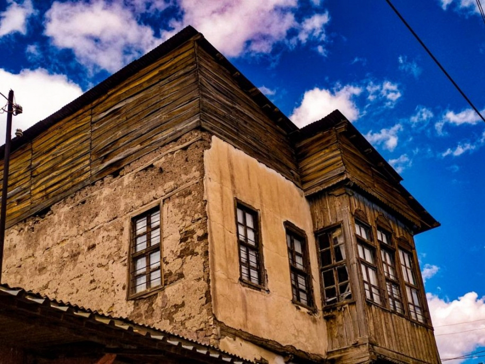 Sonbaharın Gelmesiyle Birlikte, Tarihi Mekanlar Bir Başka Güzel!