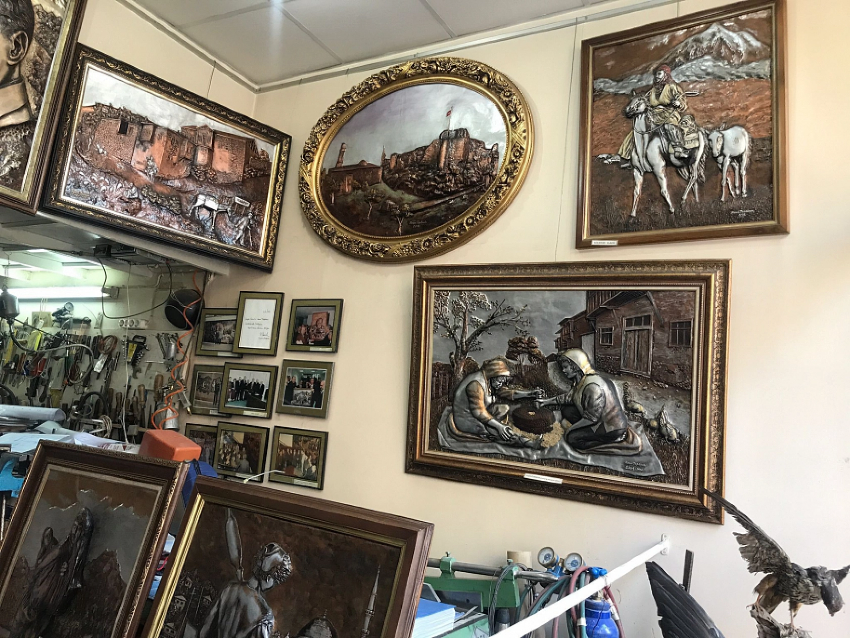 Türkiye'nin Tek Bakır Rölyef Sanatçısı Elazığ'da!