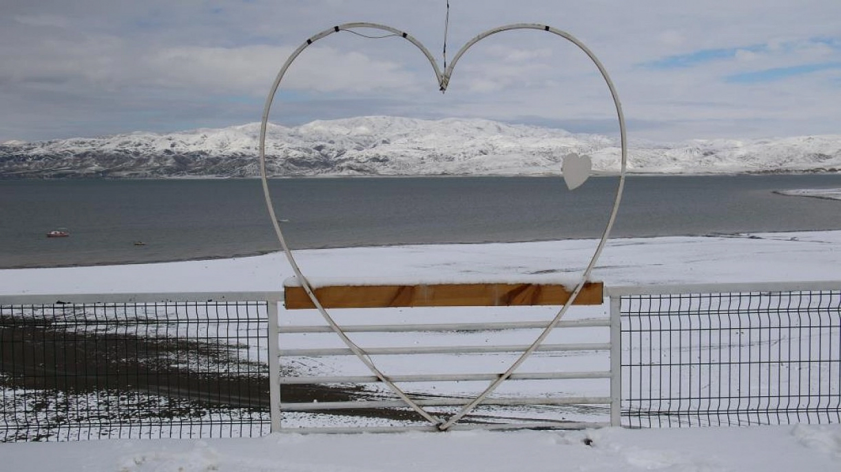 Şirin Köy'den Kar Manzaraları