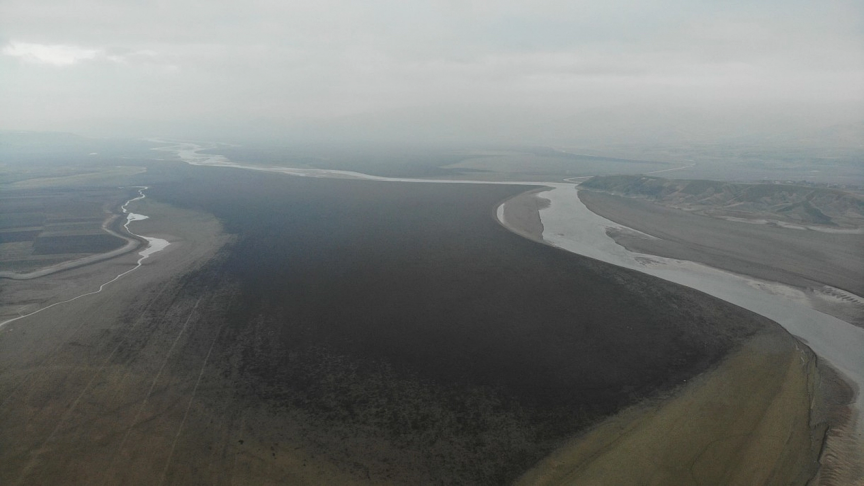 Sular Çekildi, Murat Nehri Dereye Döndü!