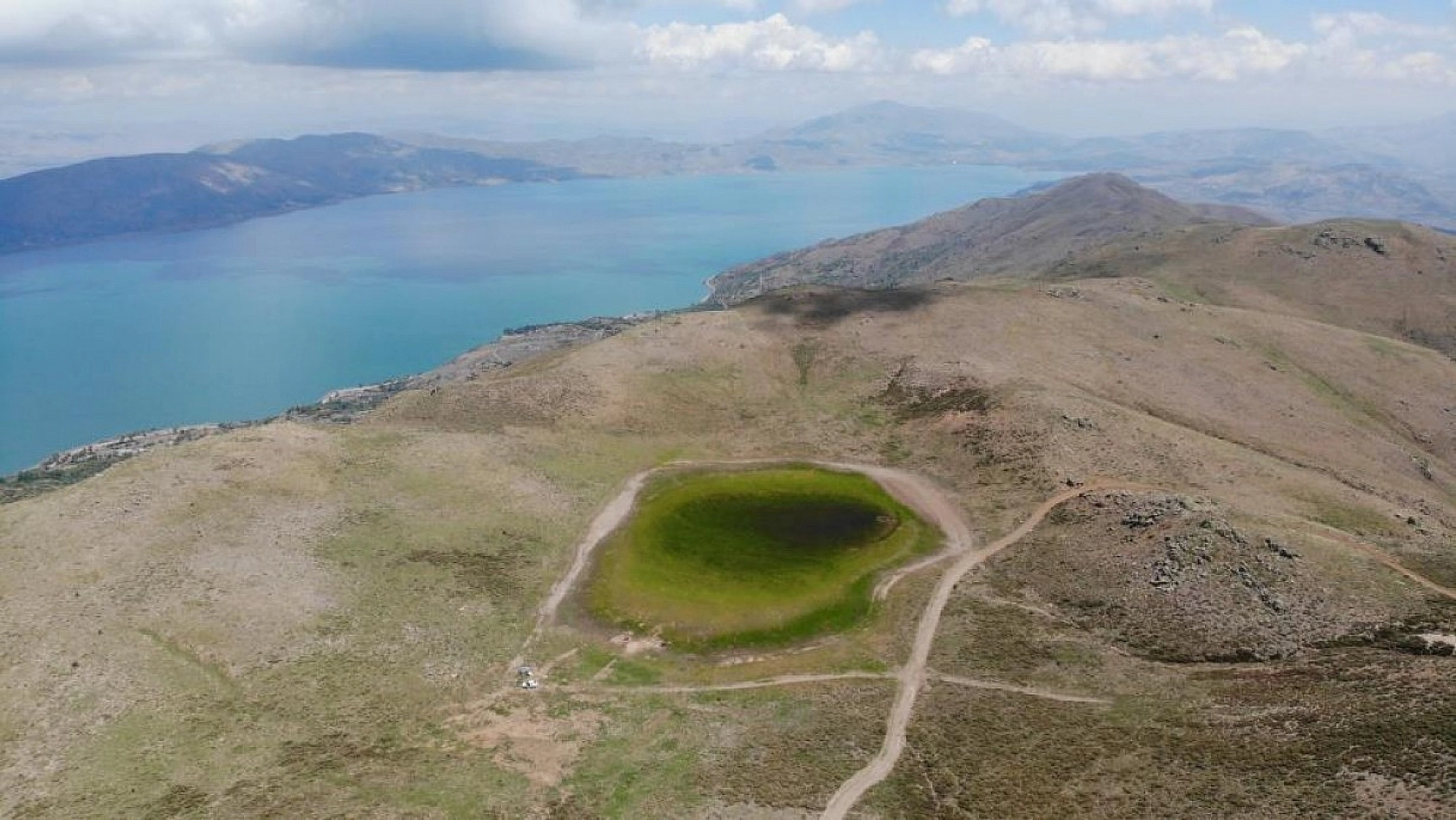 Kalbi Anımsatan O Göl Kurudu