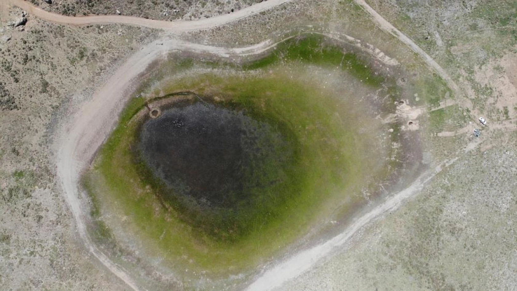 Kalbi Anımsatan O Göl Kurudu