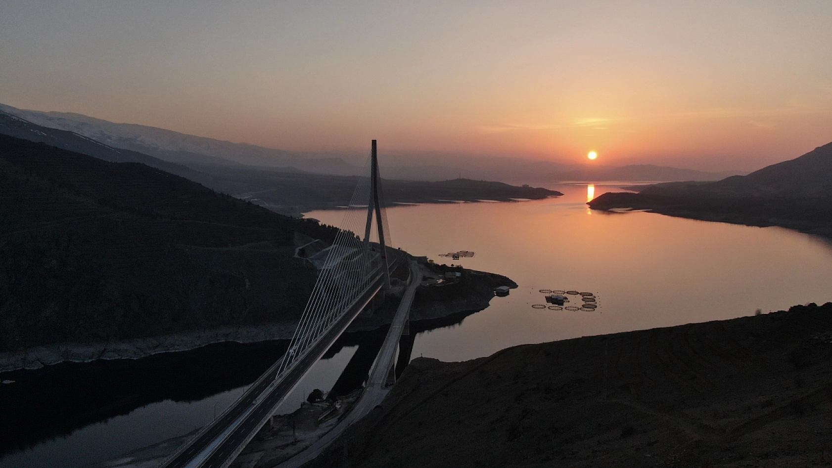 Kömürhan'da Romantik Pozlar!