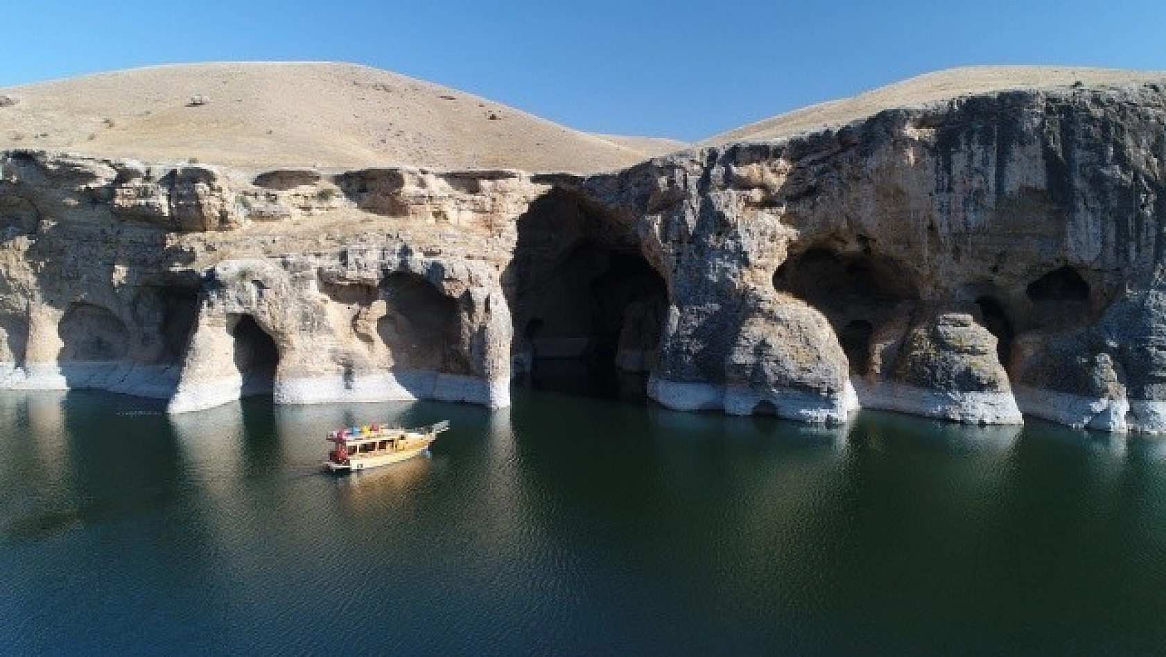 Elazığ'daki Saklıkapı ve Kara Leylek Kanyonları