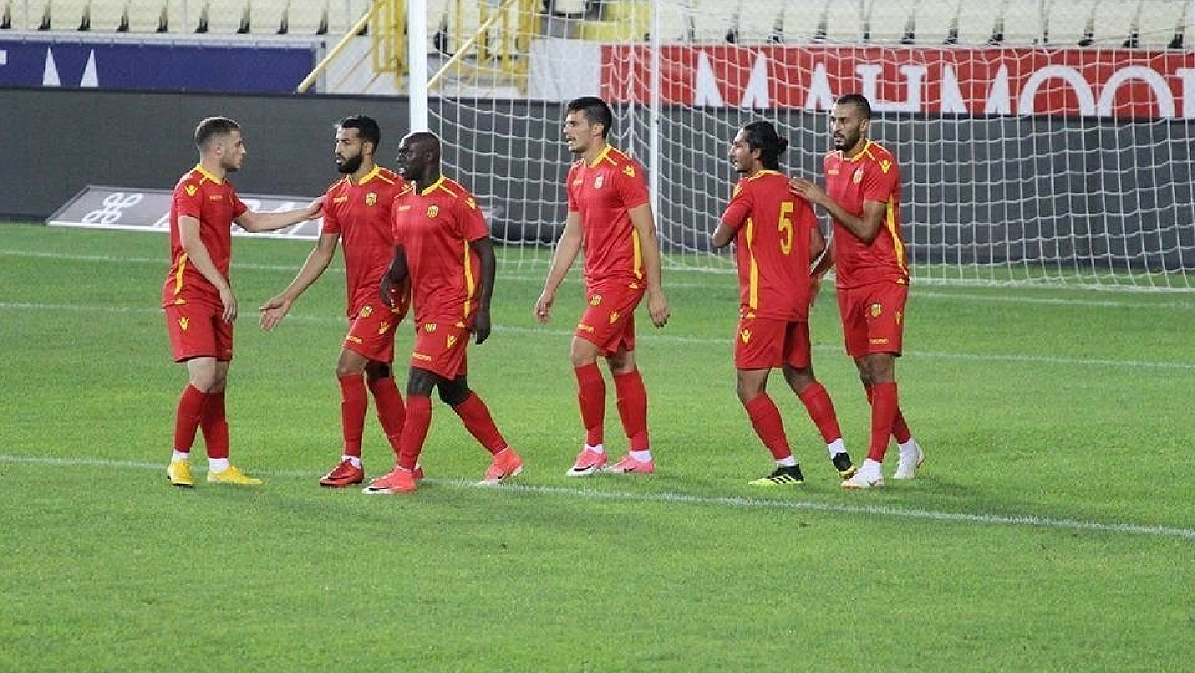 Yeni Malatyaspor hazırlık maçında Gazişehir Gaziantep'i 2-1 yendi 