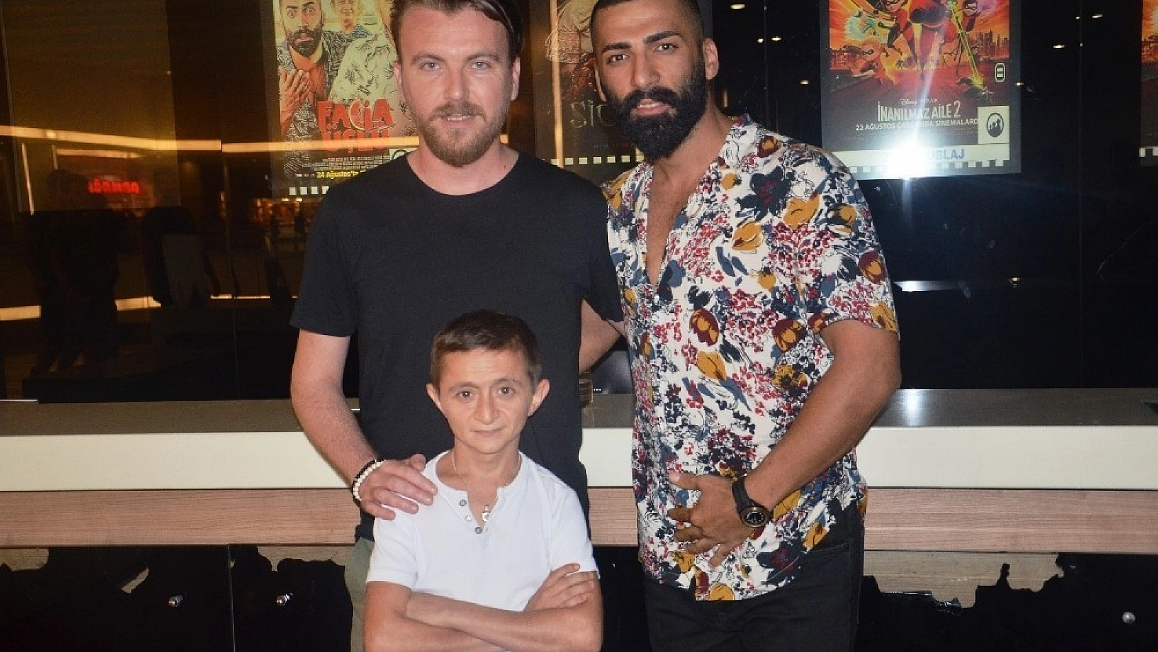 Facia üçlü filminin oyuncuları Malatya Park'ta 