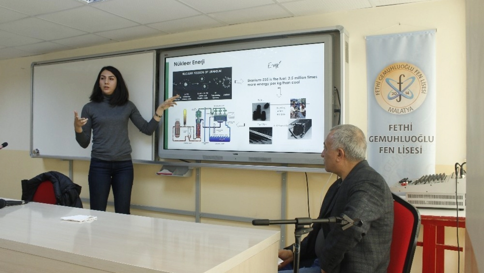 Ünlü nükleer bilimcisi Malatya'da seminer verdi 