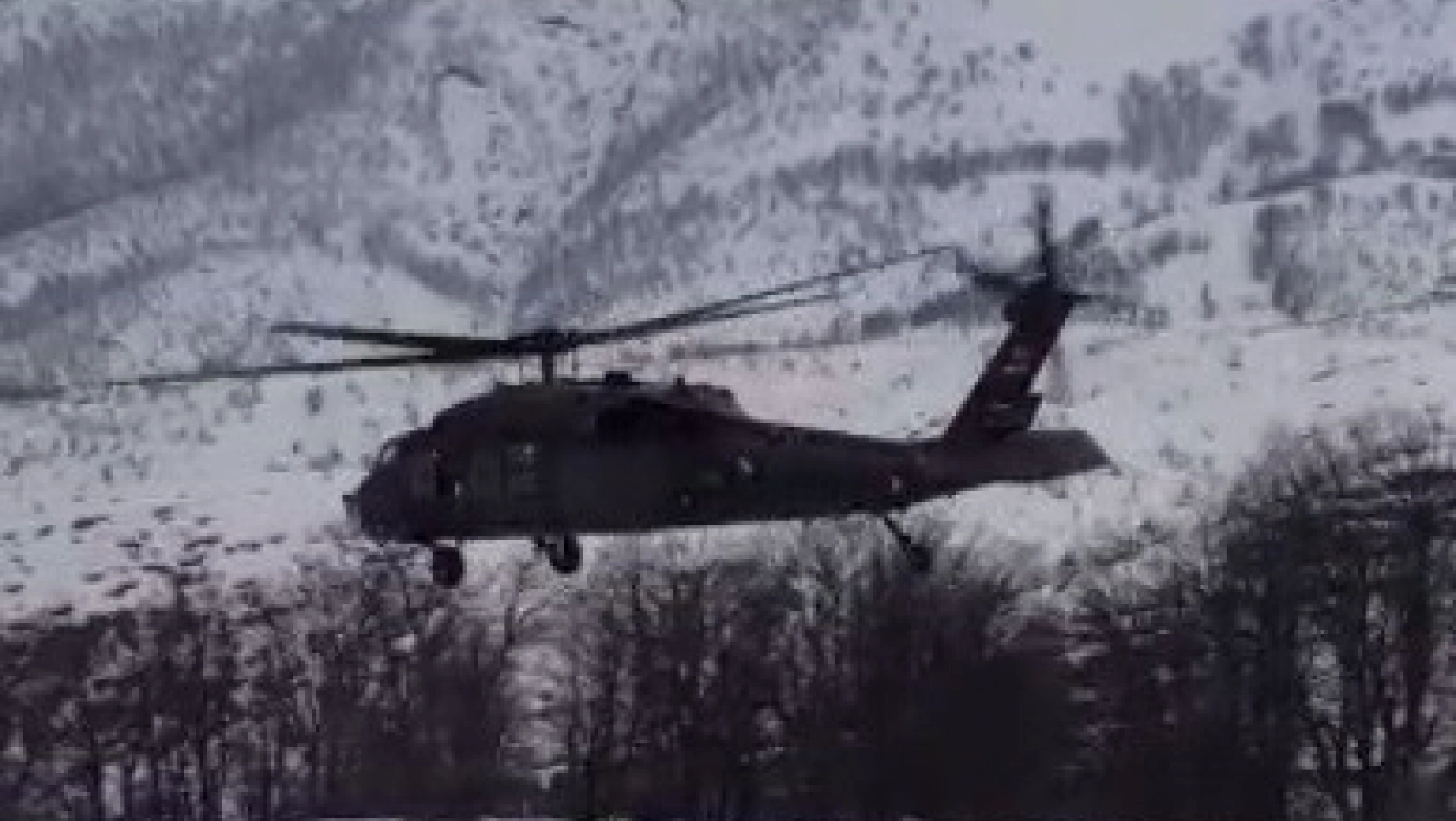 Zorunlu iniş yapan helikopter sorunsuz havalandı 