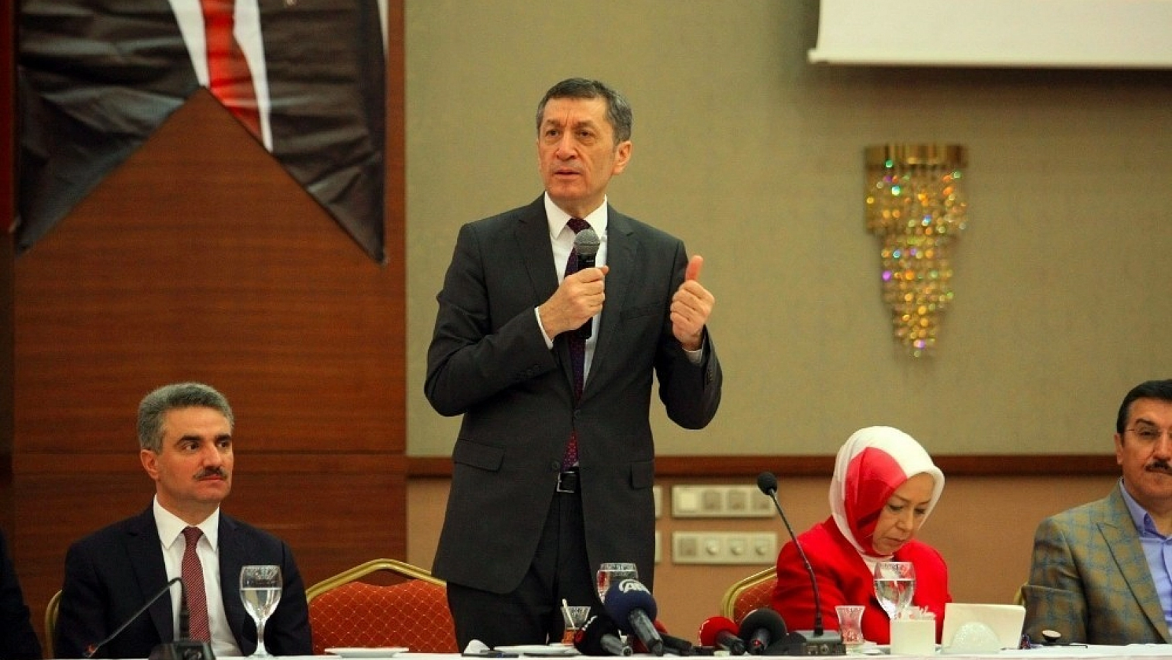 MEB'e yapay zekaya dayalı yeni yönetim sistemi 