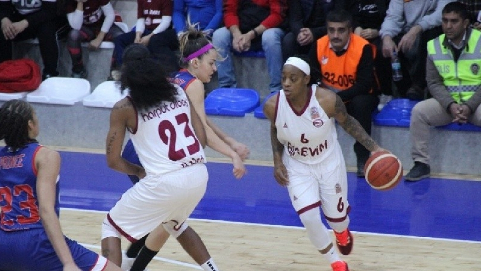 Kadınlar Basketbol Süper Ligi: Elazığ İl Özel İdare: 95 - Adana Basketbol: 86