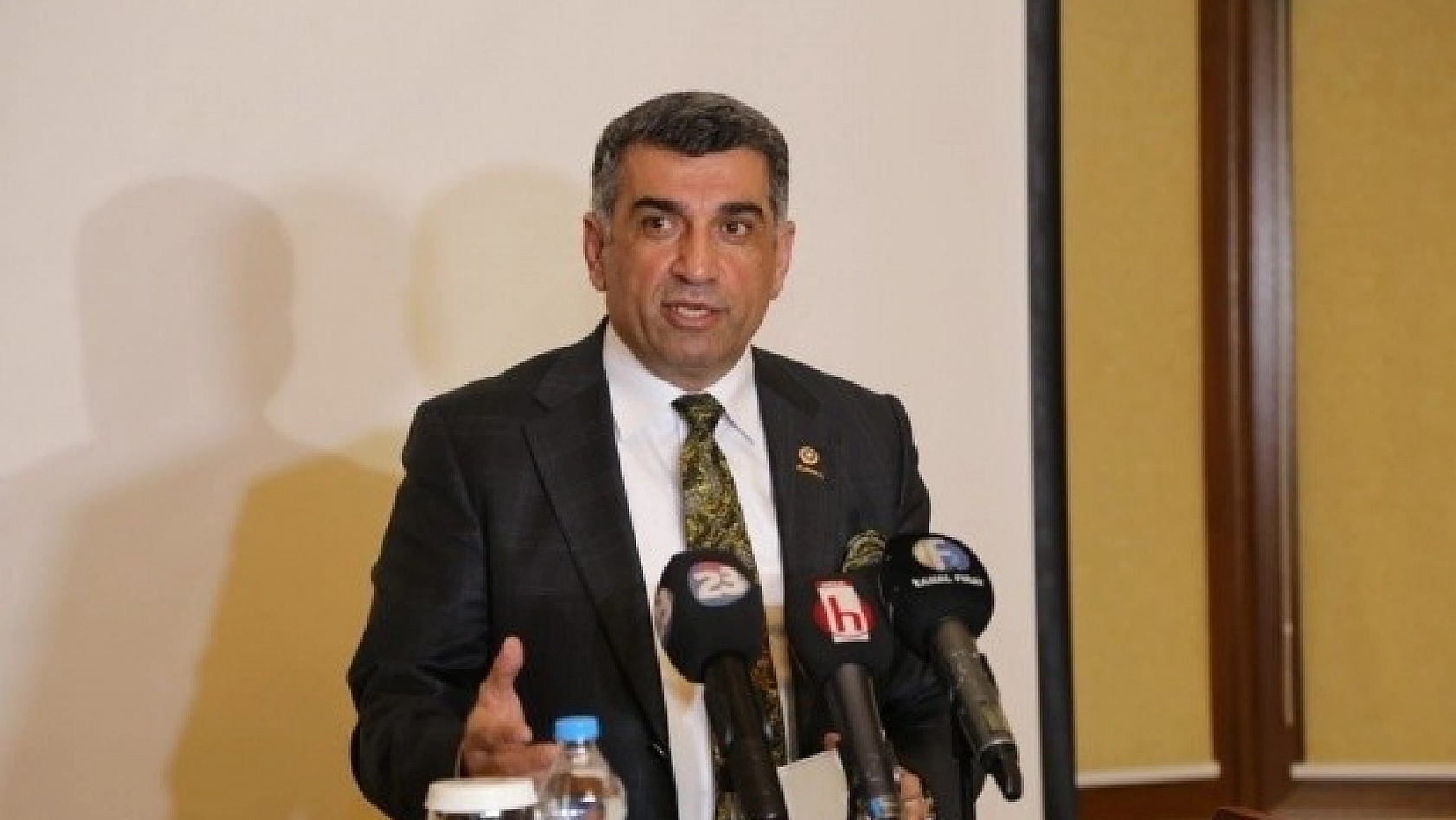 Milletvekili Erol, Önergeyi Meclise Sundu
