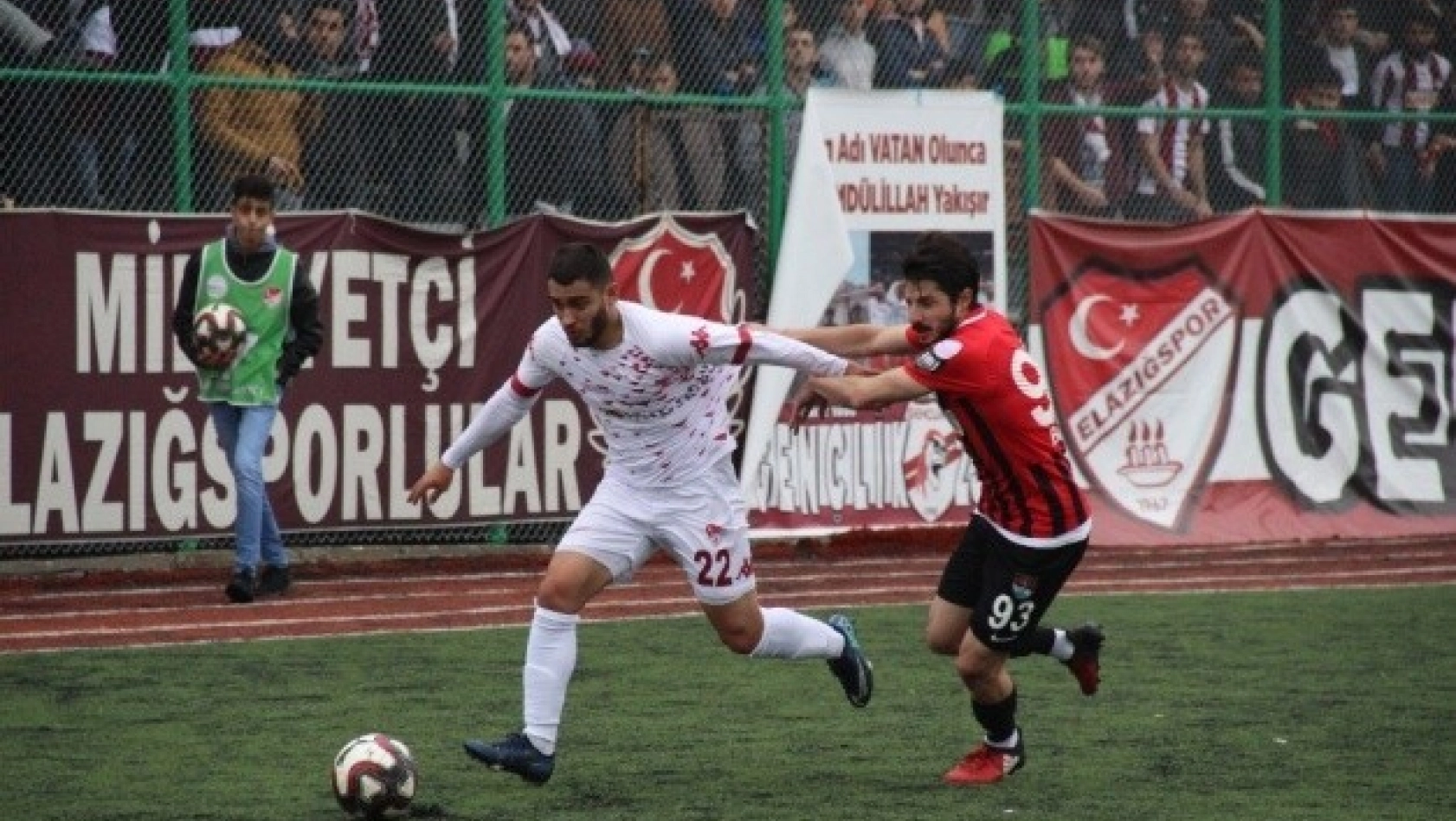 Elazığspor'lu Oyuncunun Çapraz Bağları Koptu