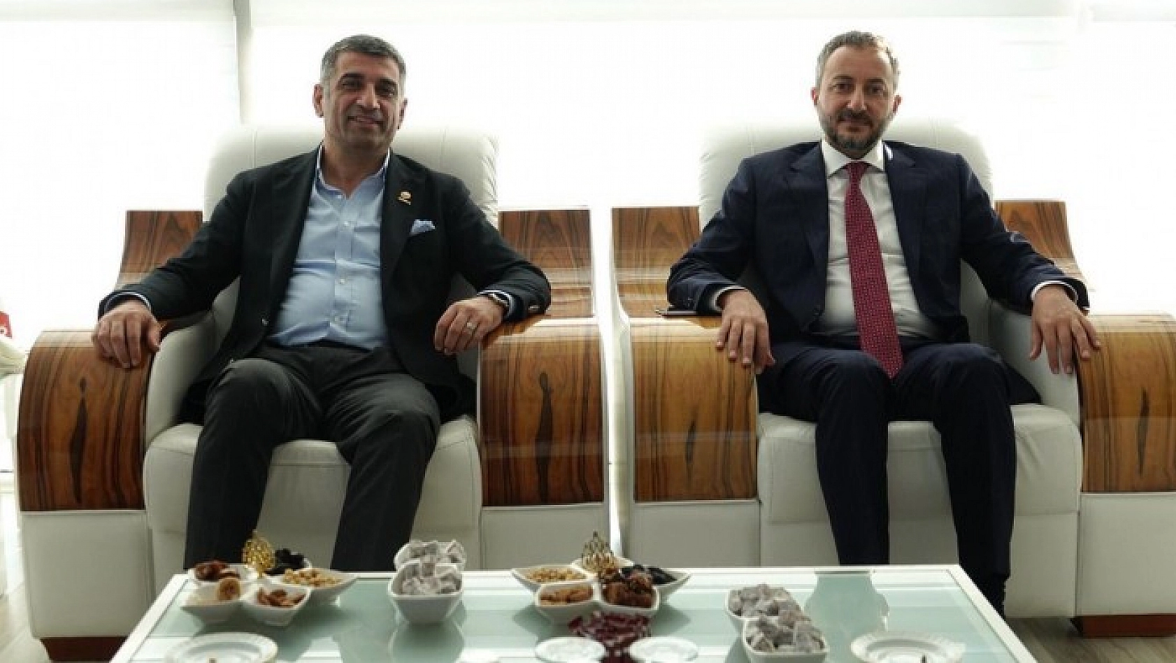 CHP'li Erol'dan Başkan Arslan'a Destek