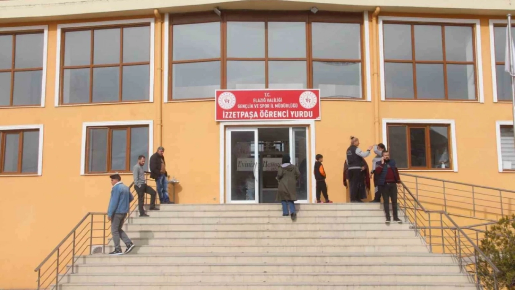 'Elazığ'da 3500 Kişi Misafir Ediliyor'
