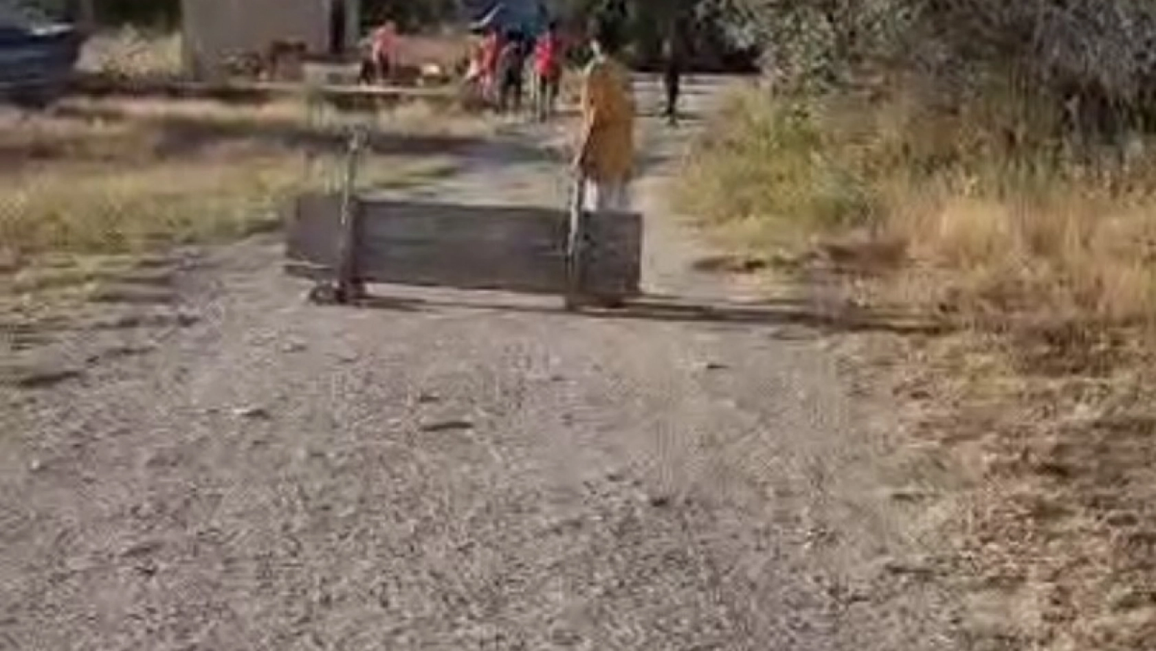 Elazığ'da çocuklar survivor heyecanını kurdukları parkurda yaşıyor