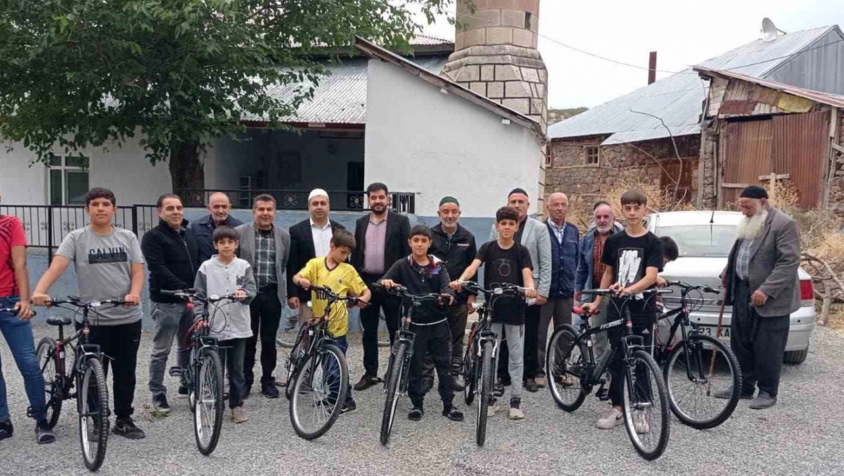 Elazığ'da Kur'an-ı Kerim'e Geç Bisikleti Al Projesi