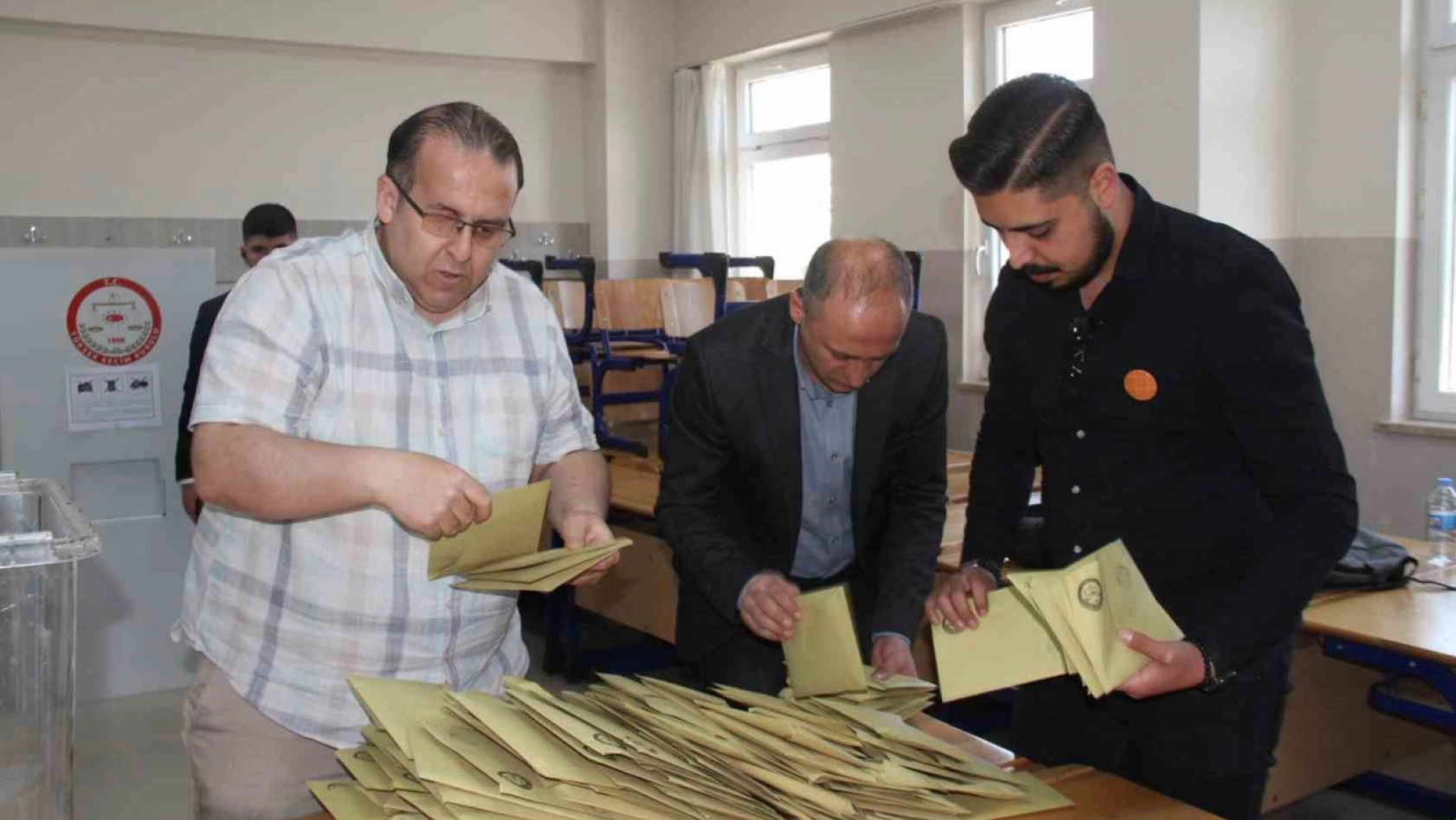 Elazığ'da oy kullanma işlemi sona erdi