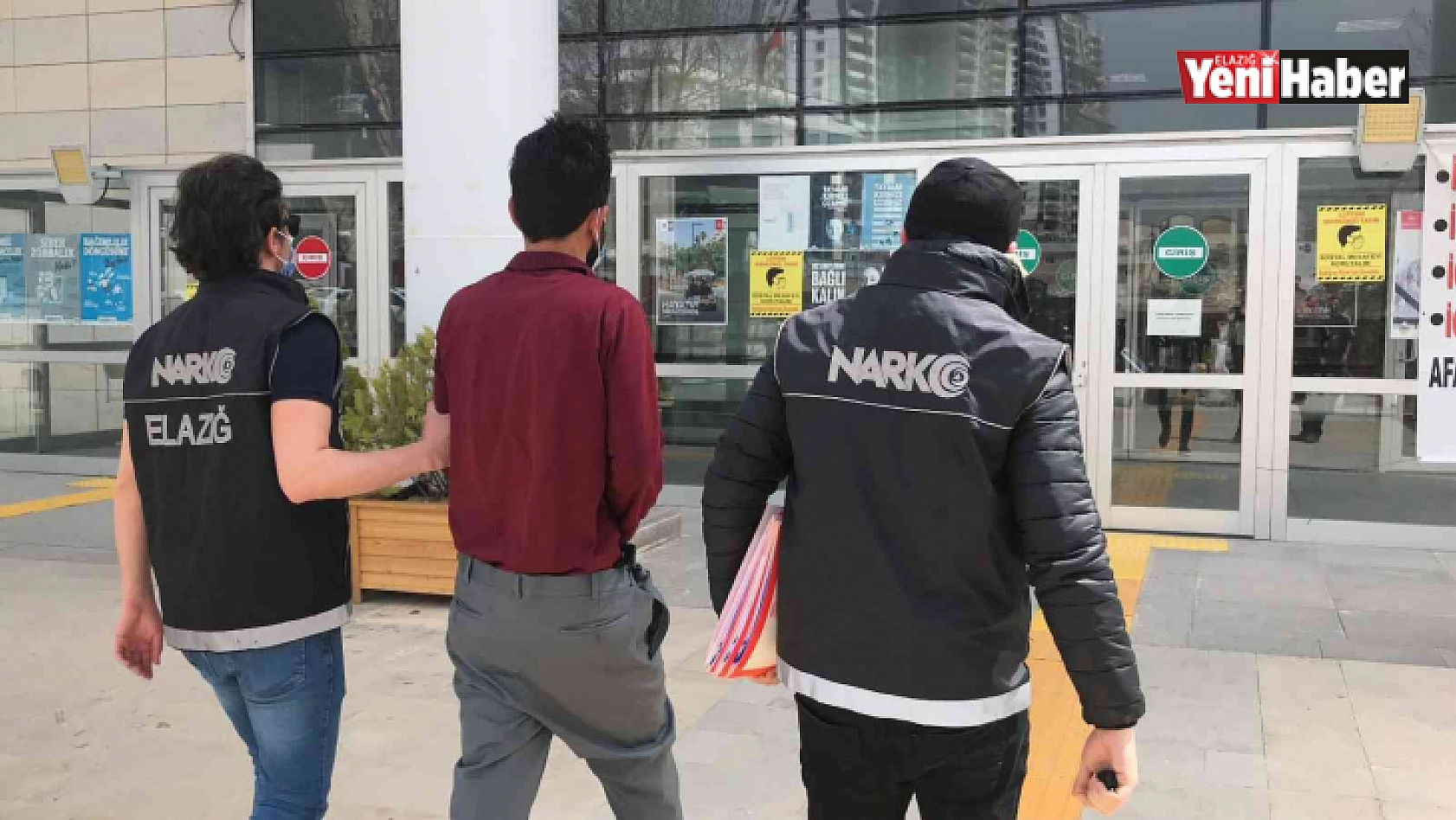 Uyuşturucu Satıcısı Suçüstü Yakalandı