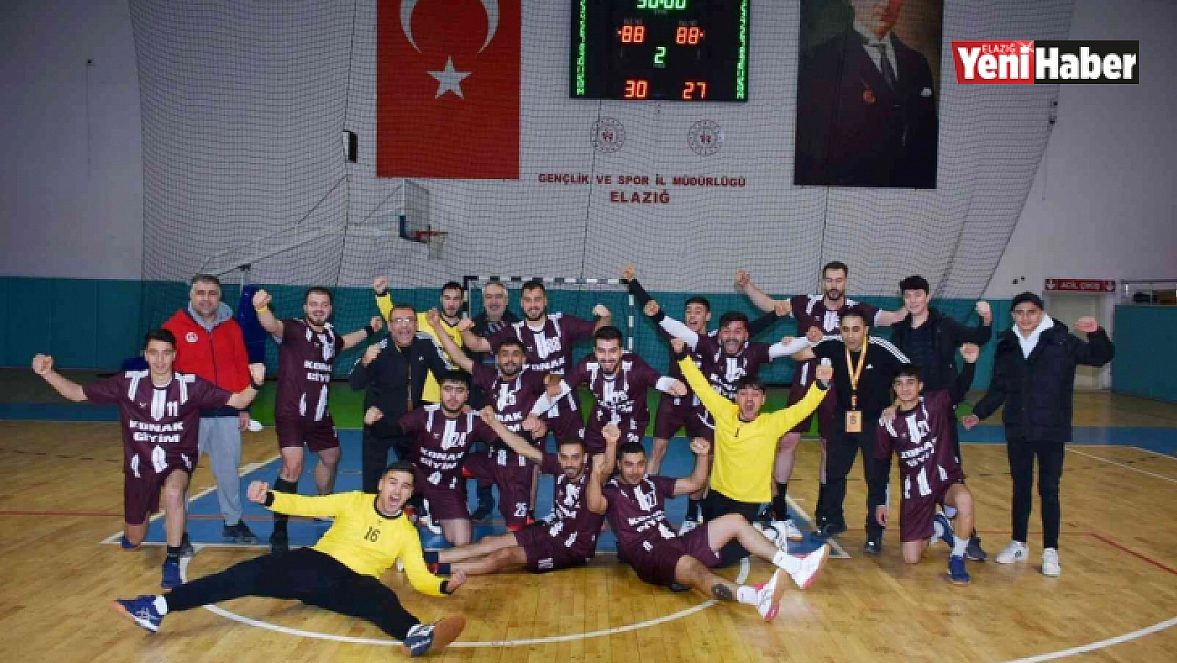 Hentbol 2. Ligi: Elazığ Gençlikspor: 30 - Van Erek Beş Yıldızspor: 27