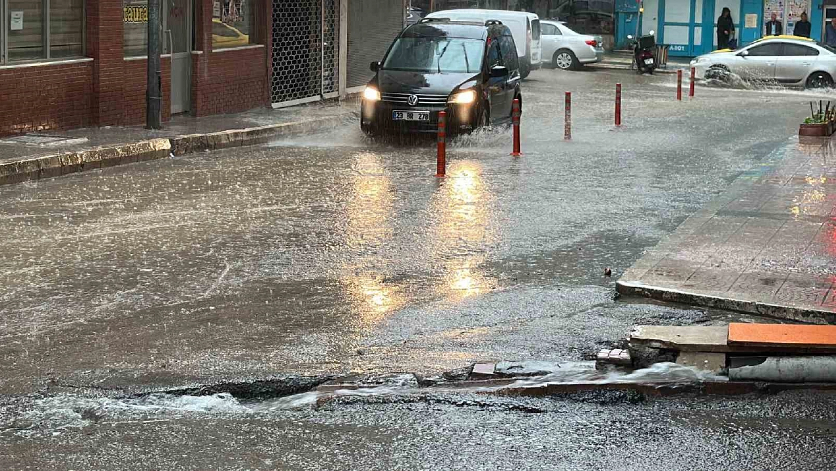 Elazığ'da Sağanak Yağış Uyarısı