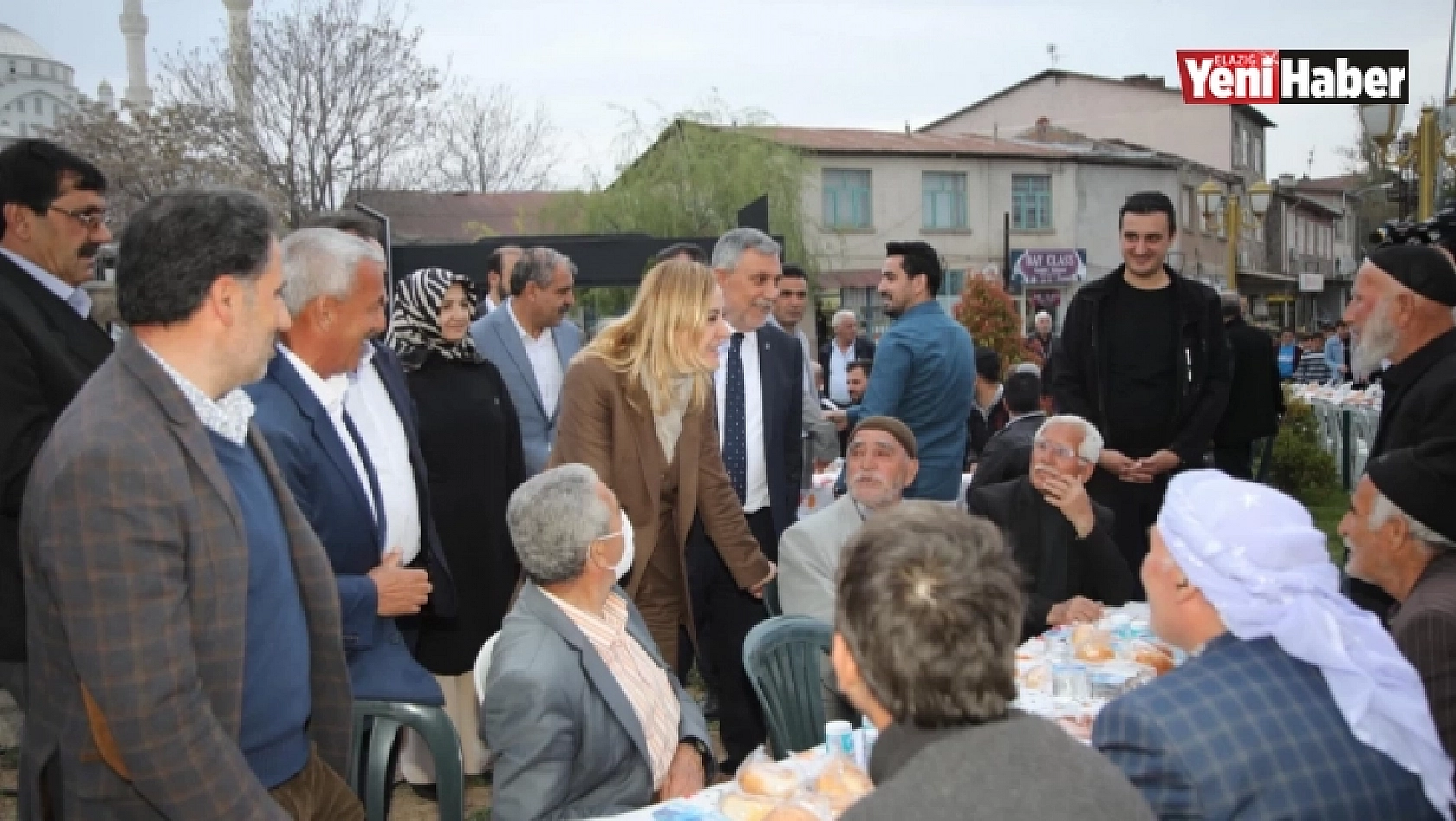 Yurtbaşı Belediyesinden İftar Programı