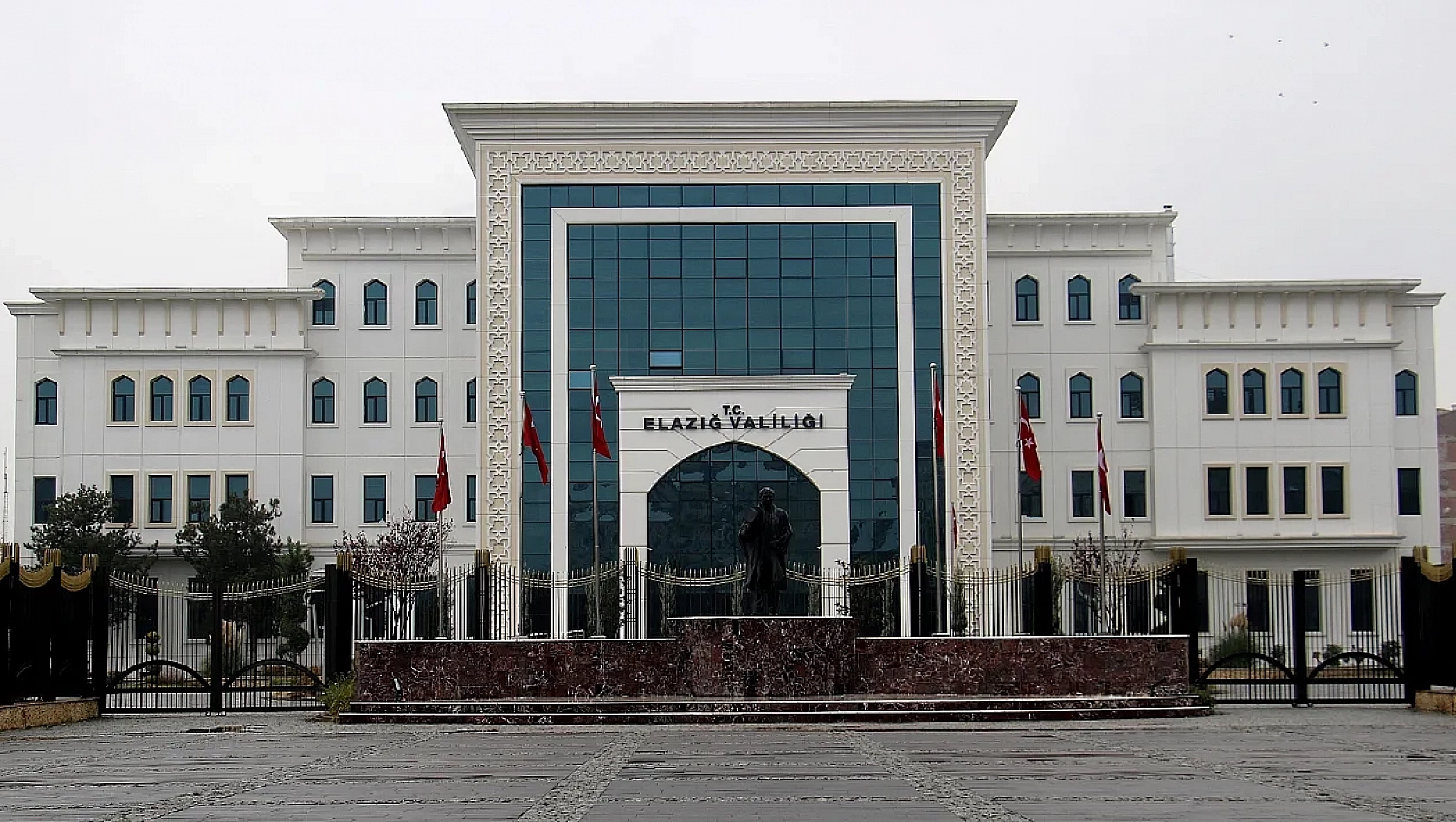 Elazığ'da Bölge Müdürü Görevden Alındı