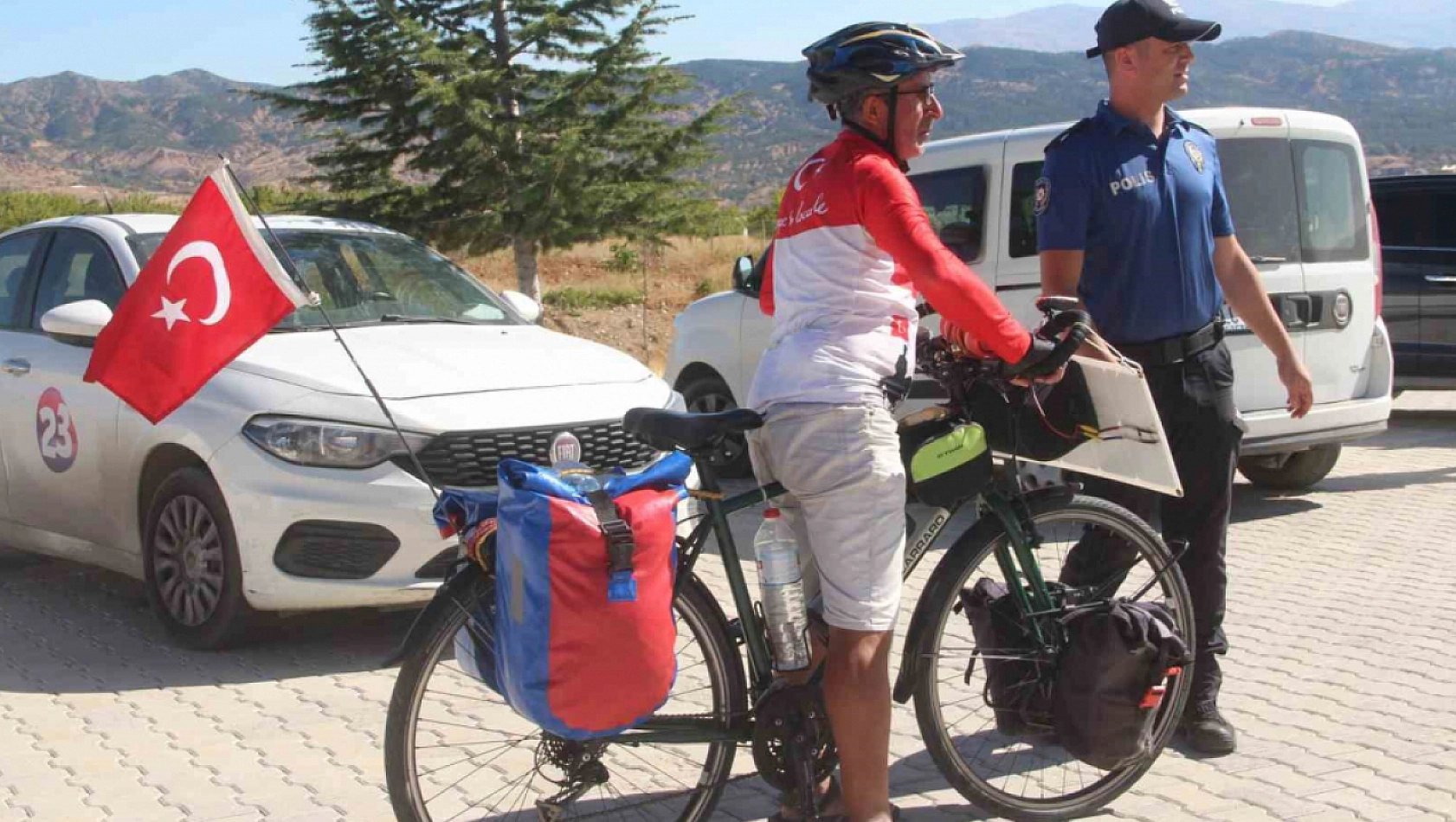 Şehitlerimizin Anısına Pedal Çevirdi