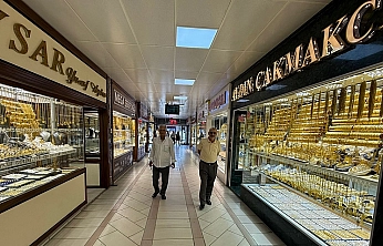 Elazığ'da Kuyumcular Kepenk Kapattı!