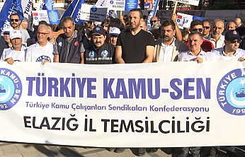 Elazığ'da Memurlar Meydana İndi