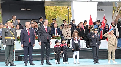 Elazığ'da Cumhuriyet Bayram Coşkusu