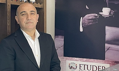 Dualar Usta Gazeteci Çakmak İçin!